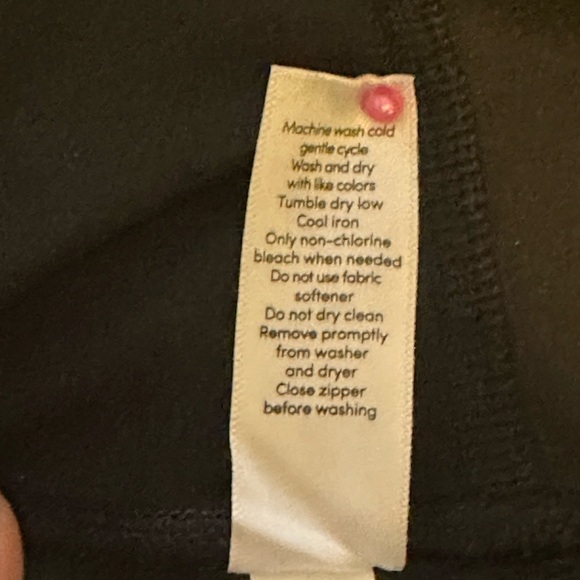 Athleta Skort Size Medium Made Of Polyester and Spandex. - Picture 6 of 8